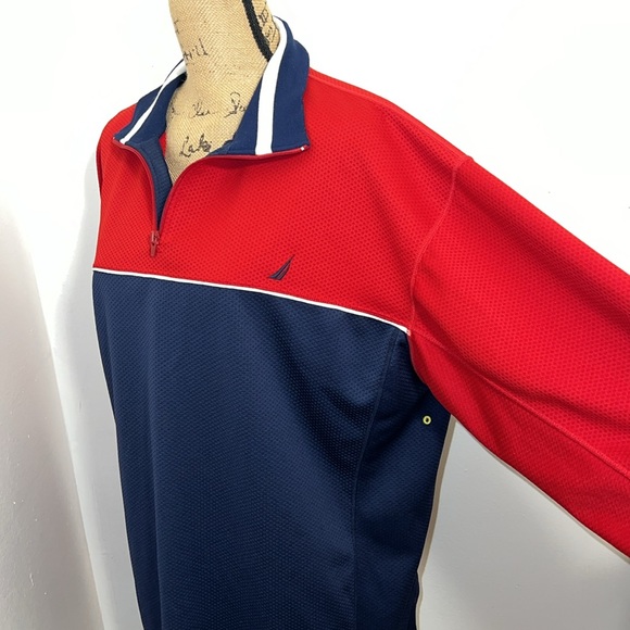Nautica Red & Navy Blue Pull Over - Picture 3 of 8